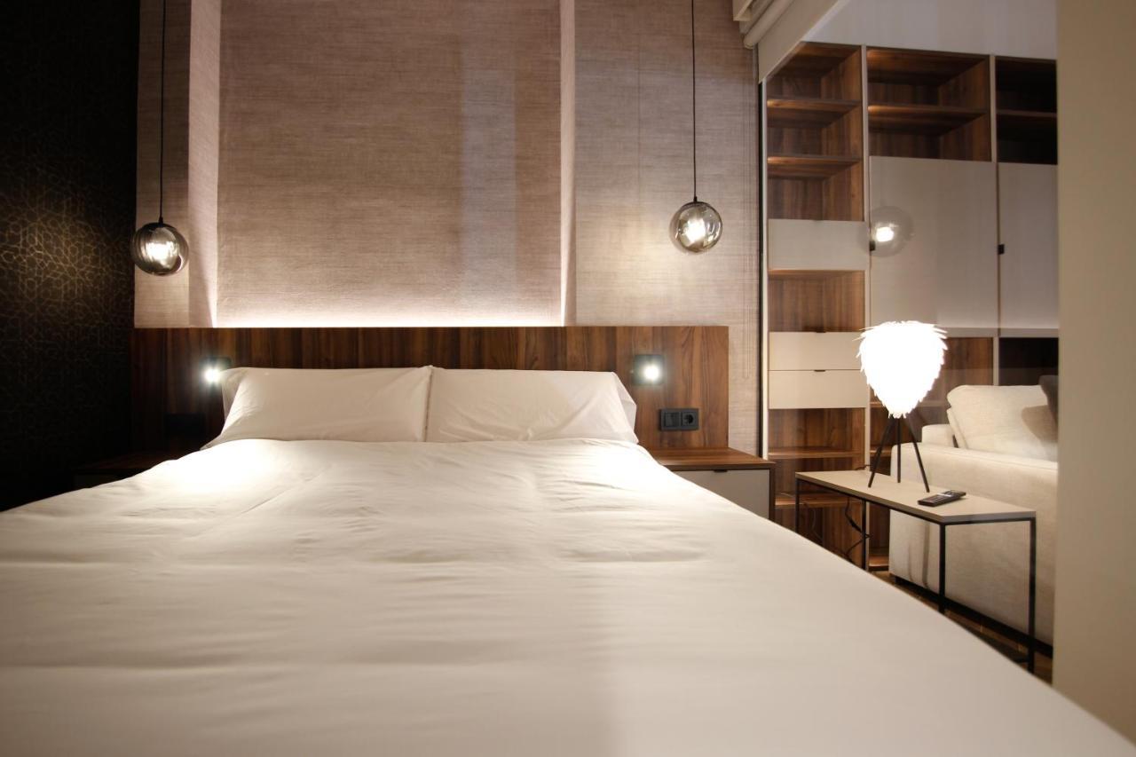 Duplex-Penthouse Cabo Noval, By Homing U Apartment เซบีญา ภายนอก รูปภาพ